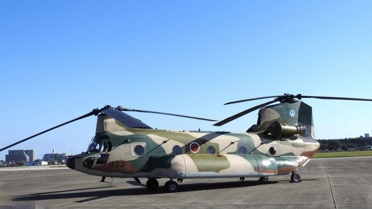 CH-47J 輸送ヘリコプター