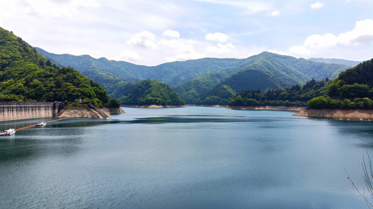 奥多摩湖